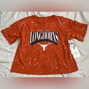 Texas Longhorns Bleach Wash Splatter Cropped Notch Neck T-Shirt